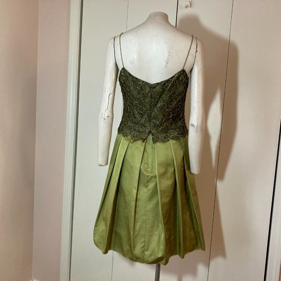CHETTA B GREEN & Black Fit Flare Dress Sherrie Bloom Peter Noviello Size 8 Party - Picture 2 of 4